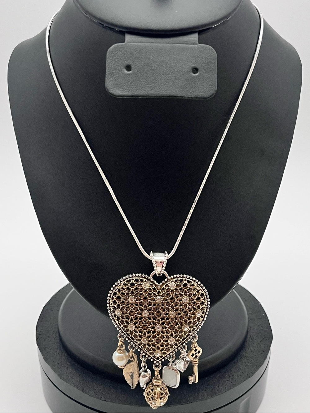 PATRICIA NASH Fully Adjustable Heart Necklace
